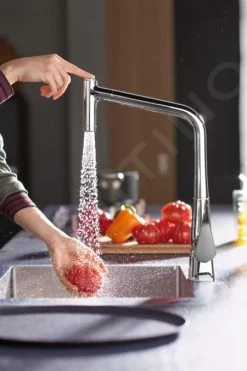 Hansgrohe M71 - Miscelatore Da Lavello M7116-H320 Con Doccetta Estraibile, SBOX, Cromato 73801000 13 Hansgrohe M71 - Miscelatore Da Lavello M7116-H320 Con Doccetta Estraibile, SBOX, Cromato 73801000 -Forniture Per Attrezzature Da Cucina 1694bd6251b92fc04aa94301