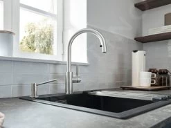 Blanco Accessori - Dispenser Di Detergente Torre, Acciaio 526430 -Forniture Per Attrezzature Da Cucina 46183ccb0a3757358e30d6e3