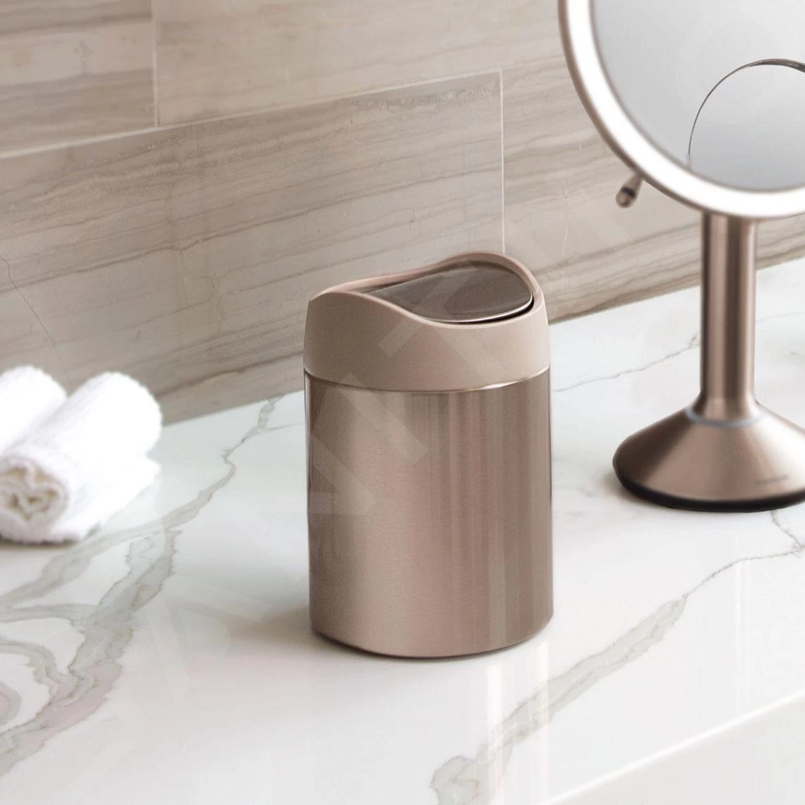 Simplehuman Pattumiere - Pattumiera Mini Da Tavolo 1,5 L, Rose Gold CW2085 6 Simplehuman Pattumiere - Pattumiera Mini Da Tavolo 1,5 L, Rose Gold CW2085 - immagine 4